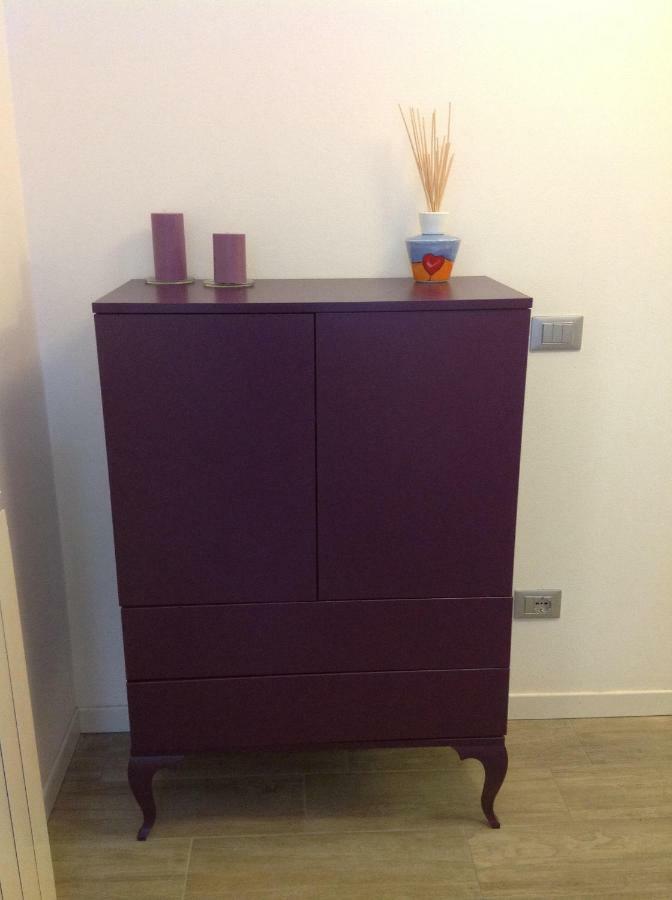 Appartamento Elisa 50M Trenino Rosso ตีราโน ภายนอก รูปภาพ